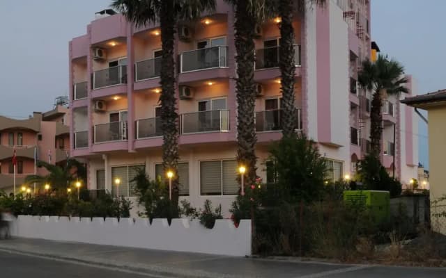 Hawaii Hotel 2