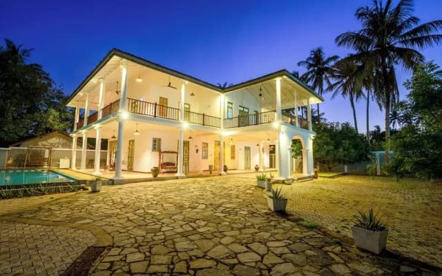 Amara Chairmans Bungalow