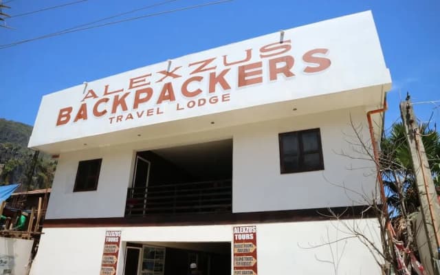 Alexzus Backpackers Travel Lodge