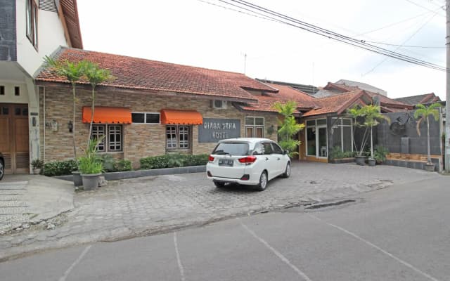RedDoorz near Pojok Beteng Prawirotaman