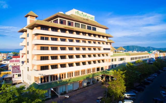 Green World Palace Hotel