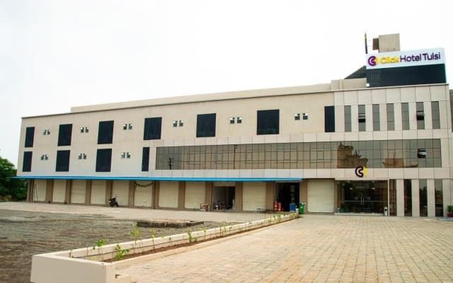 Click Hotel Tulsi