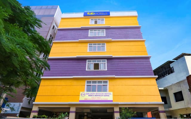 Fabhotel Golden Hitech