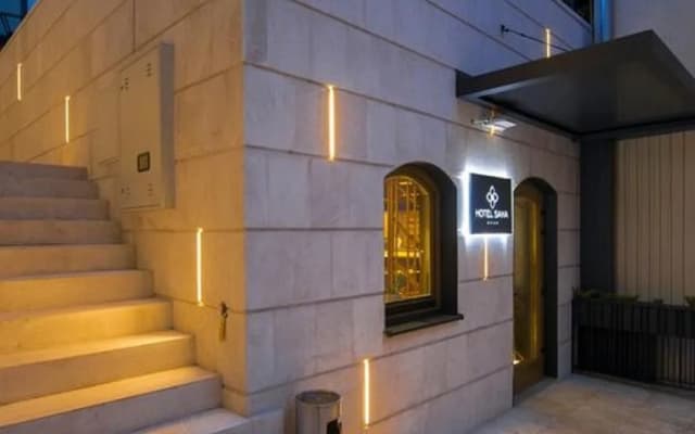 Hotel Sana