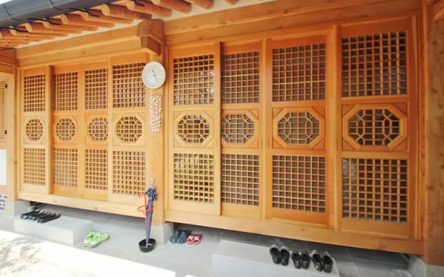 Jeonjuhanokvillage Sarangnamoo