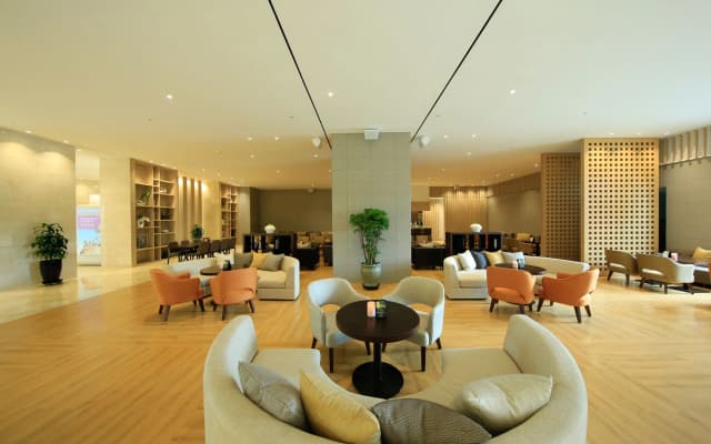 Booyoung Hotel & Resort