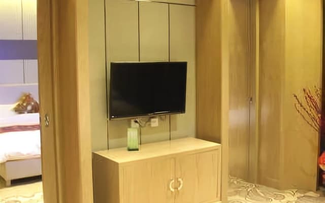 C. H. Jingming Hotel