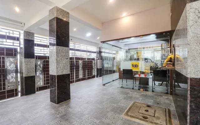 Fabhotel Vista Park