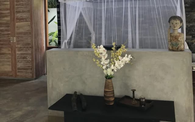 TROPICAL HOUSE Jungleside Villa