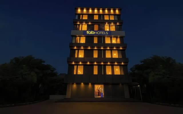 Fabhotel Yendluri'S Abode