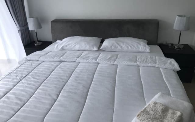 Modernized Condo 3Pax Central Pattaya