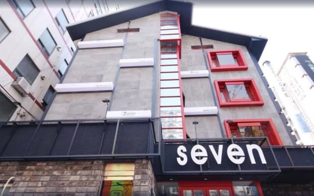 Seven Motel Songjeong