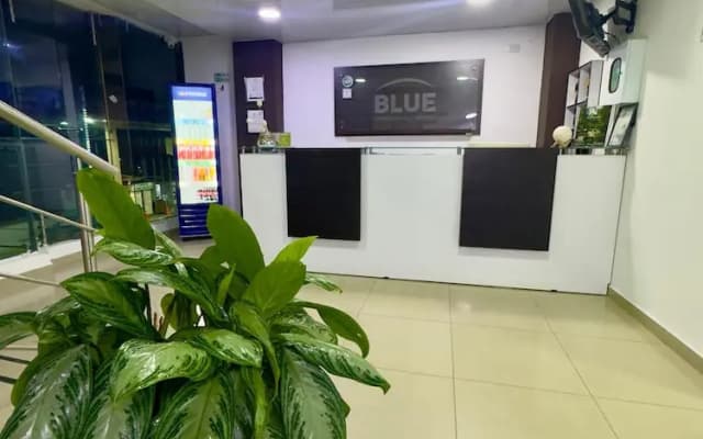 Hotel Blue