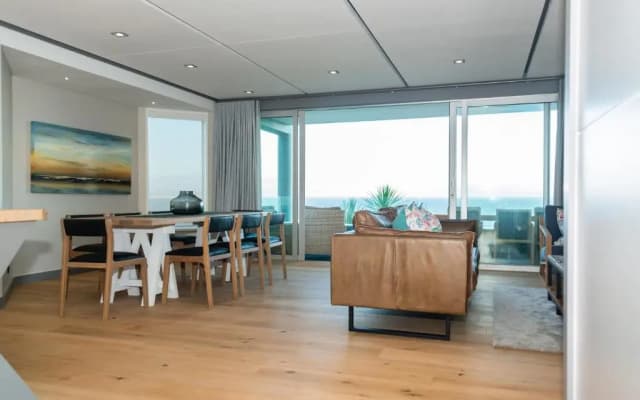 Bayview 203