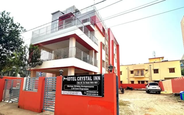 Hotel Crystal INN