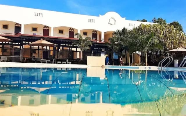Panglao Regents Park Resort