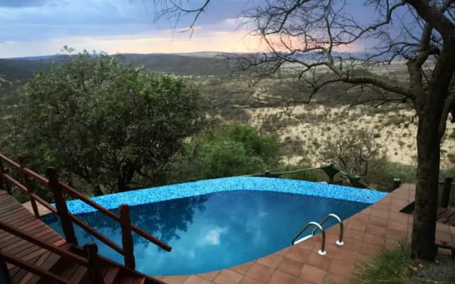 Soroi Serengeti Lodge