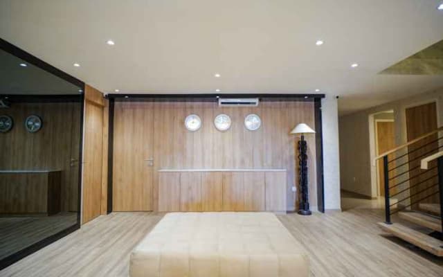 The Luxe Guesthouse 2