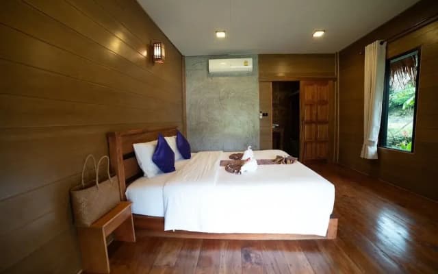 COCO Canopy Boutique Resort