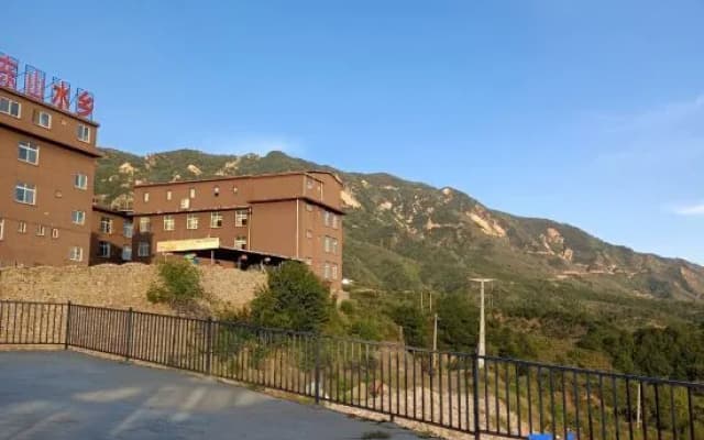 Yuming Farmhouse