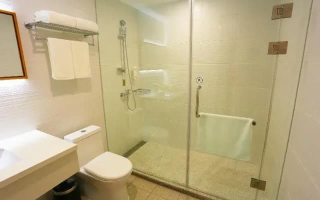 Quanfuji Hotel (Yulin High-tech Wanda Plaza)