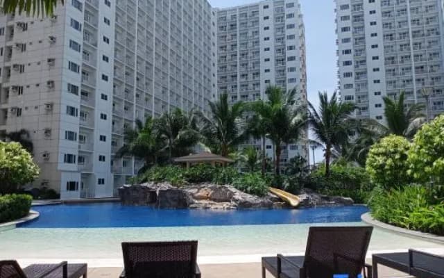 Shore Residences Mall of Asia Stays by Pbyy