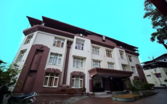 Hotel The Pearl By DLS Hotels