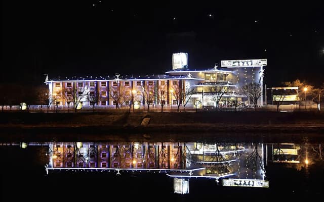 Maum Hotel and Backpackers