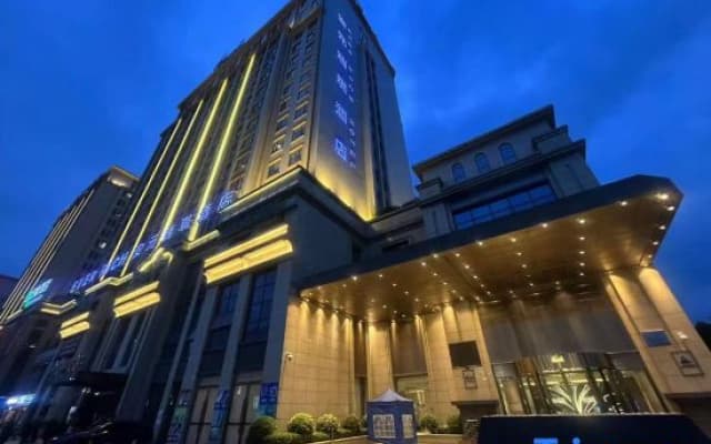 Ever Rich Hotel