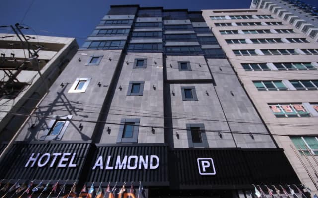 Hotel Almond Busan Station