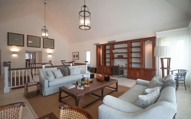 Ocean Front Luxury Villa in Golf and Beach Resort