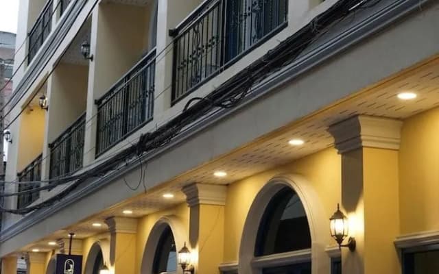 Mangkon Hostel