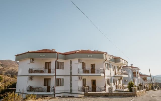 Azra Apart & Otel