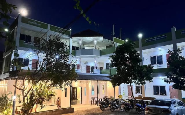 99 Inn Hotel