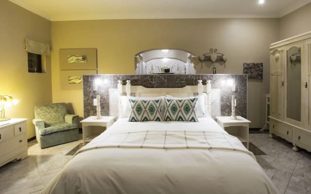 The Royal Palm Bed & Breakfast