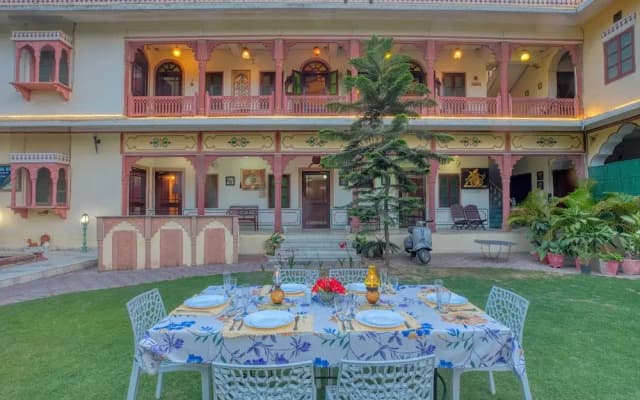 Ikshana Boutique
