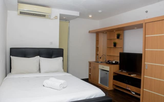Fully Furnished with Cozy Design Studio Bassura City Apartment