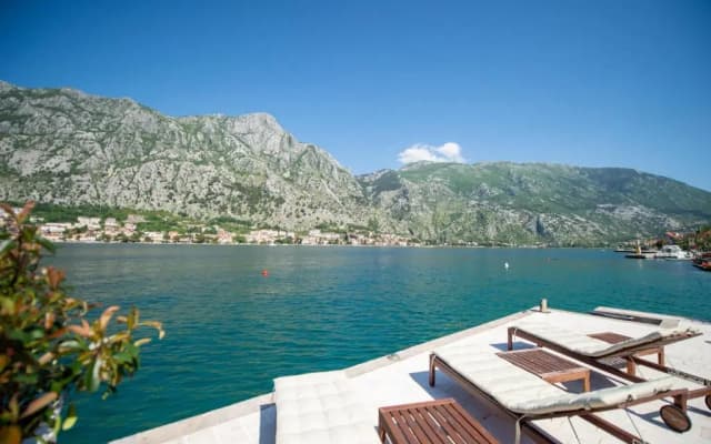 Seaside House Kotor