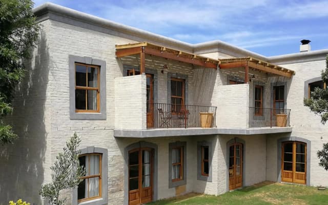 Bakovenbay Luxury Suites