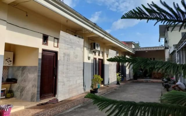 OYO Life 93525 Griya Wafira Trenggalek Syariah