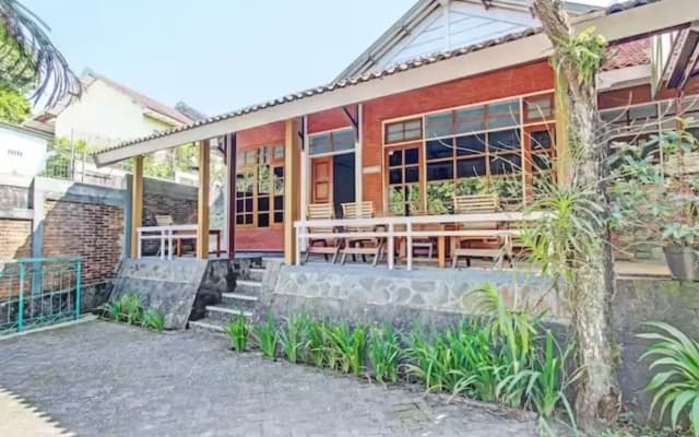 Hotel O Pondok Wisata Kaliandra Kaliurang