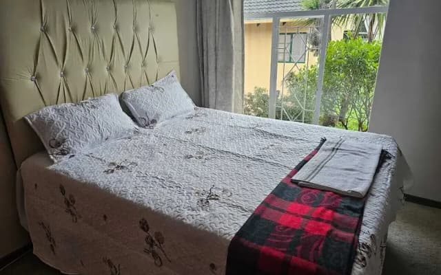 J&M Guest House