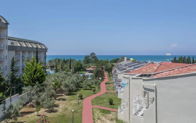 Heaven Beach Apart