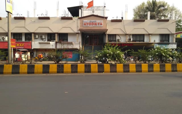 Hotel Grand Ayodhya