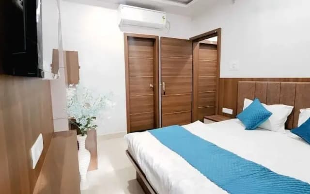 Shanti Residency