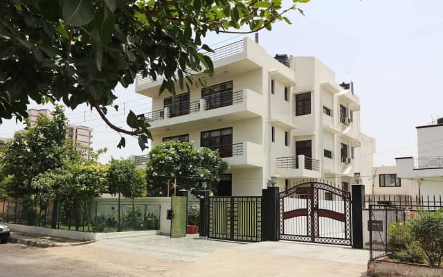 OYO 595 Hotel Aravali View