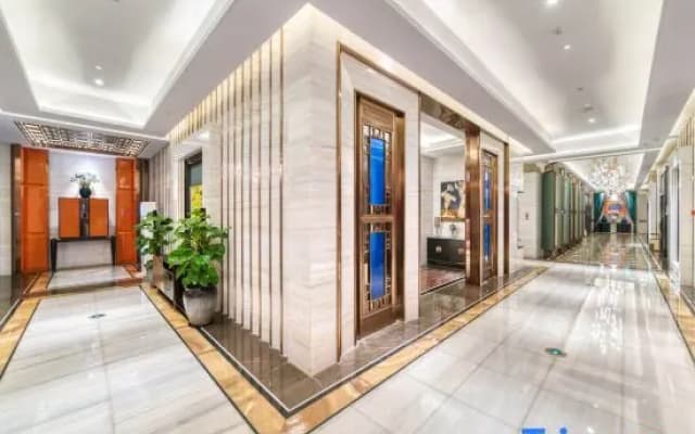 Zhongguancun International Hotel