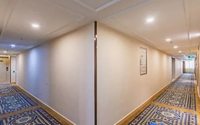 Vienna International Hotel