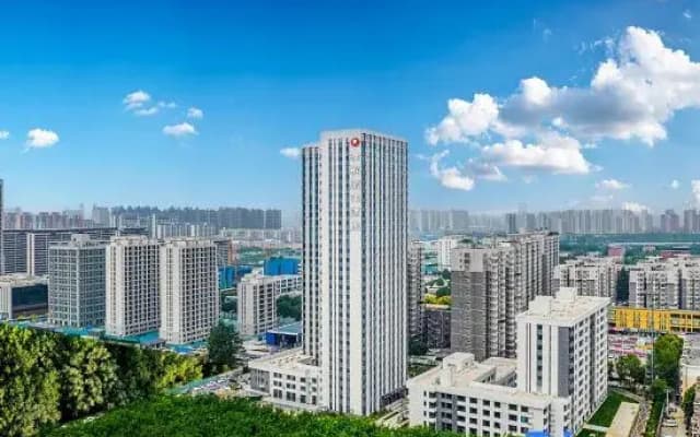 Jifeng Hotel (Shijiazhuang Hebei Polytechnic Vocational and Technical University Ximeihua Street)