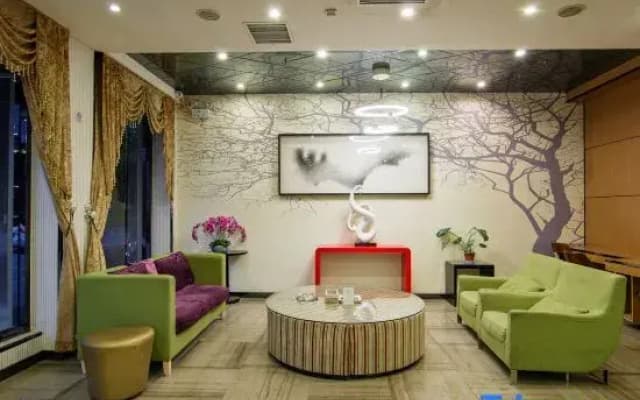 Shenqiu Xiuting Hotel (County Government High-speed Railway Station Branch)